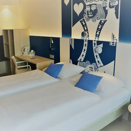 Aparthotel Paderborn Отель